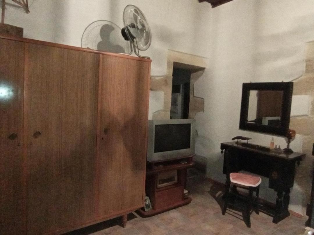 Traditional House Maria Azoyirás Εξωτερικό φωτογραφία